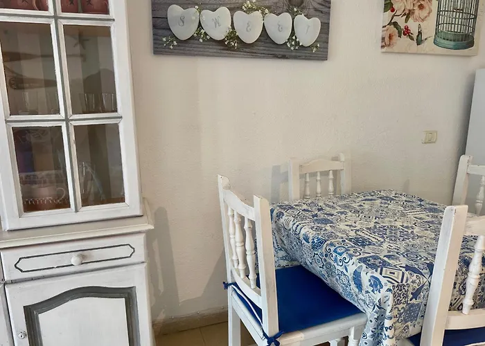 One-bedroom With Pool At Bounganvillas San Eugenio Апартаменти