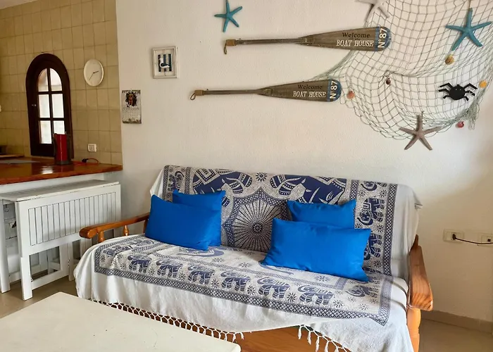 Апартаменти One-bedroom With Pool At Bounganvillas San Eugenio