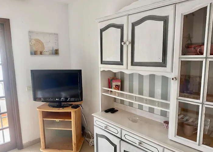 One-bedroom With Pool At Bounganvillas San Eugenio Апартаменти Адехе