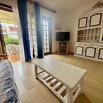 One-bedroom With Pool At Bounganvillas San Eugenio Адехе