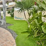 One-bedroom With Pool At Bounganvillas San Eugenio * Адехе