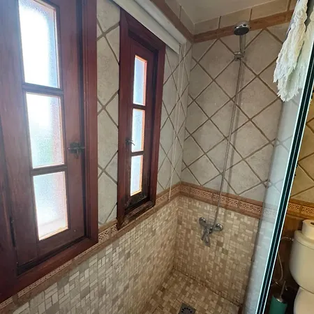 Apartment With Pool At Bounganvillas San Eugenio