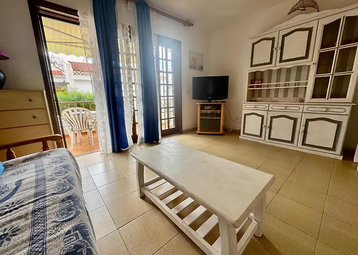 One-bedroom With Pool At Bounganvillas San Eugenio Costa Adeje (Tenerife)