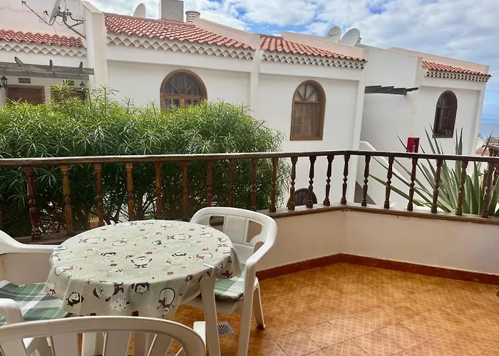 Apartament One-bedroom With Pool At Bounganvillas San Eugenio Costa Adeje (Tenerife)